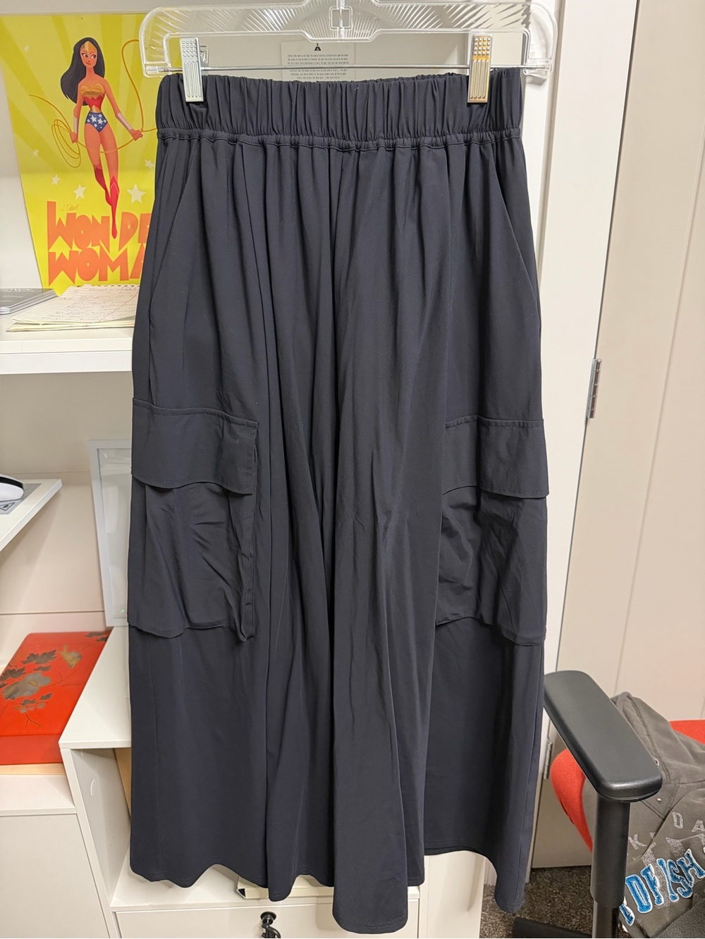 Women's Black Midi Cargo Skirt with Elastic Waist